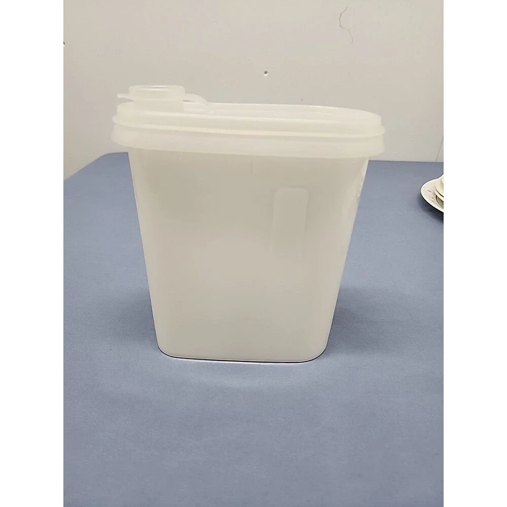 Vintage Tupperware 1 Qt. Store And Pour  #792-9 793-3 Container Lid & Pour Spout